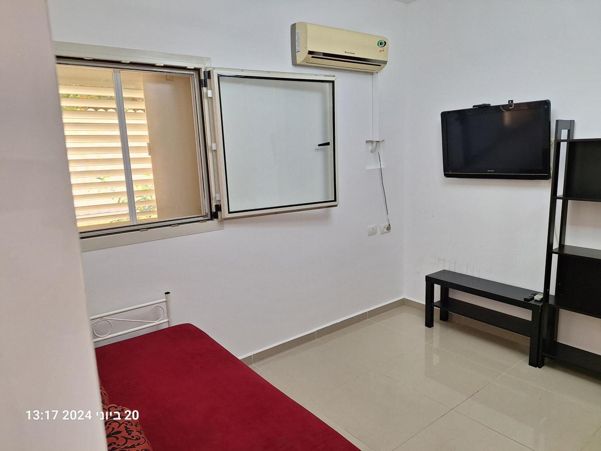 הבית הירוק Hotel Karmiel Luaran gambar